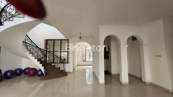 image RUMAH 2 LANTAI DI KOTA WISATA LUAS TANAH 350METER SIAP HUNI (3)