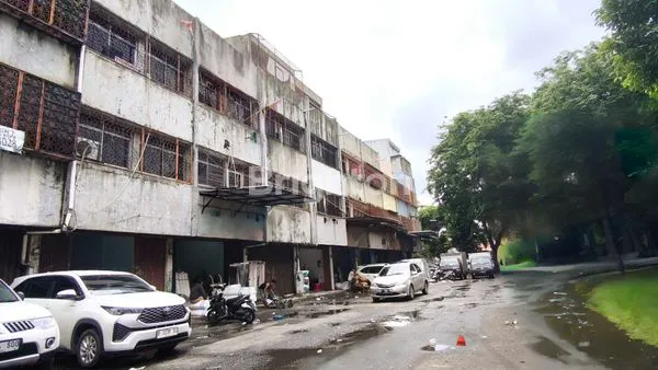 RUKO TEXTILE TANAH ABANG 3.5 LANTAI ADA LIFT BARANG