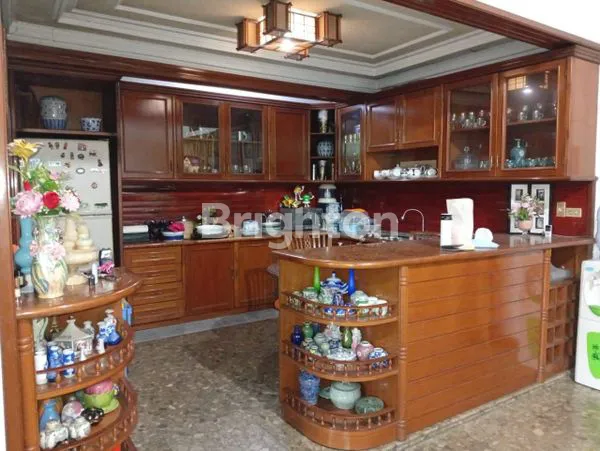 image RUMAH LUAS DENGAN COFFEE SHOP DI CIBUBUR COCOK UNTUK USAHA! (5)