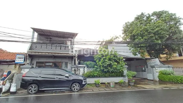 image RUMAH LUAS DENGAN COFFEE SHOP DI CIBUBUR COCOK UNTUK USAHA! (1)