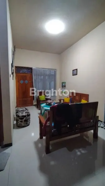 image RUMAH MEWAH 2 LANTAI DI SIDOARJO KOTA, FULLY FURNISHED (6)