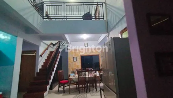 image RUMAH MEWAH 2 LANTAI DI SIDOARJO KOTA, FULLY FURNISHED (4)