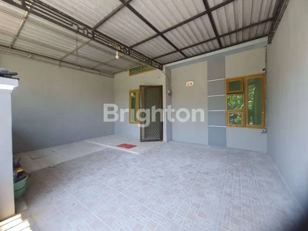 image TURUN HARGAA !!!!   DIJUAL RUMAH CANTIK DI SIDOARJO “ GRAHA MANDIRI 2 ANGGASWANGI SUKODONO SIDOARJO " (1)