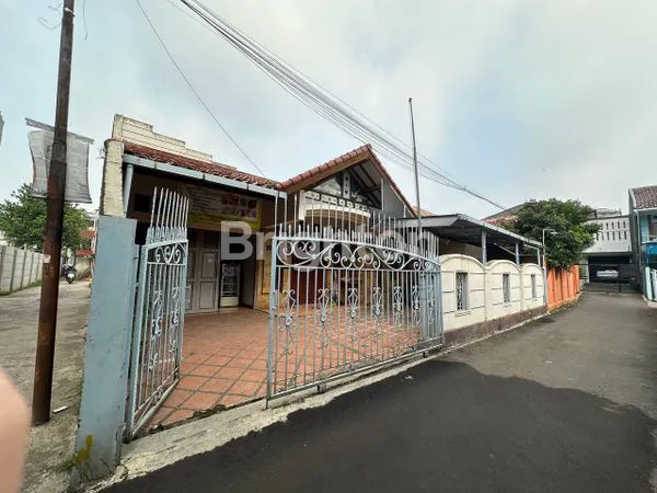 image HUNIAN STRATEGIS SARIJADI, 4 KT & 4 KM, SHM (1)