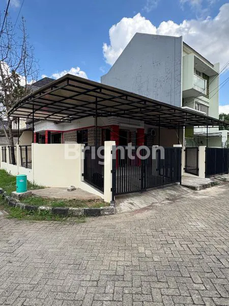 image HUNIAN HOEK BERSIH TERAWAT DI GRIYA PERMATA (1)