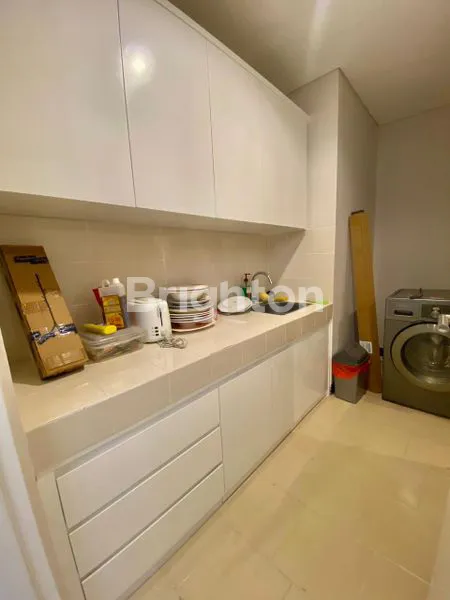 image FOR SALE FULLY FURNISHED APARTMENT SOMMERSET KEBAYORAN LAMA (4)