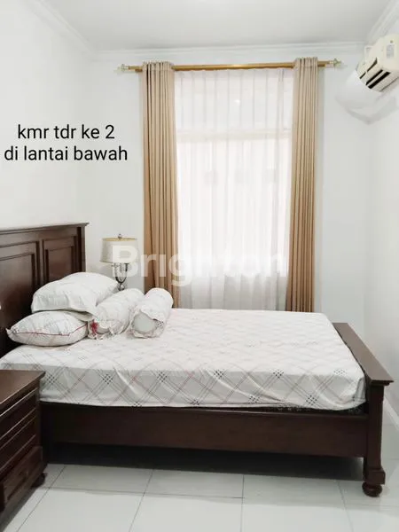 image RUMAH HOOK DAN MEWAH 2 LANTAI  DI KOTA WISATA (4)