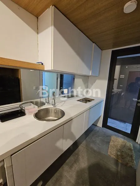 image DI JUAL RUMAH STRATEGIS FULL FURNISHED DI BSD TANGERANG. (2)