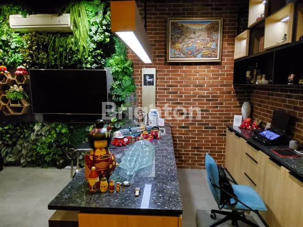 image RUMAH MEWAH SIAP HUNI DI DE PARK BSD, FULL FURNISHED (3)