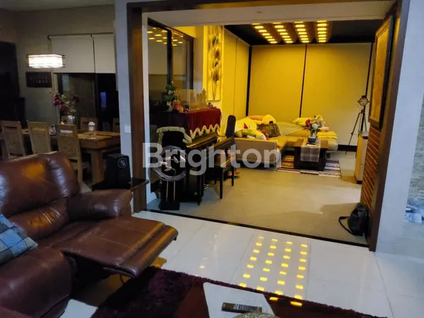 image RUMAH MEWAH SIAP HUNI DI DE PARK BSD, FULL FURNISHED (7)