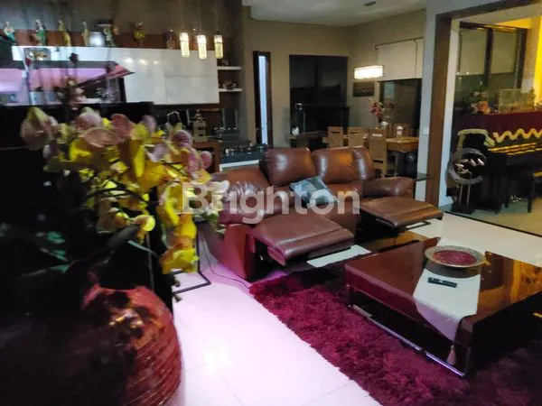 image RUMAH MEWAH SIAP HUNI DI DE PARK BSD, FULL FURNISHED (4)