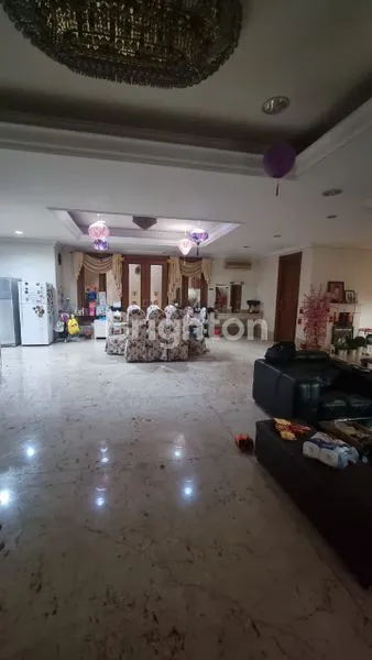 image RUMAH PURI INDAH PINGGIR JALAN RAYA (5)