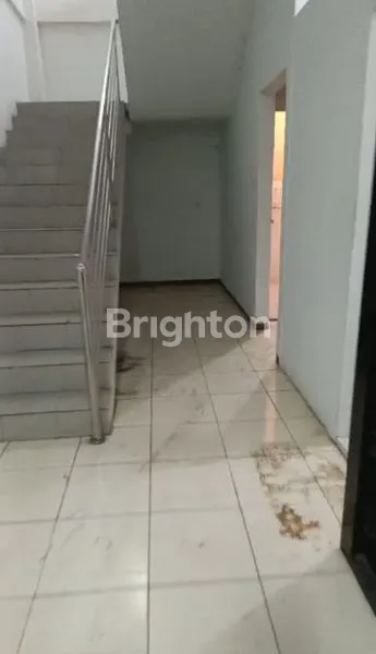 image INVESTASI RUKO 3 LANTAI, LOKASI RAMAI & PARKIR LUAS (4)