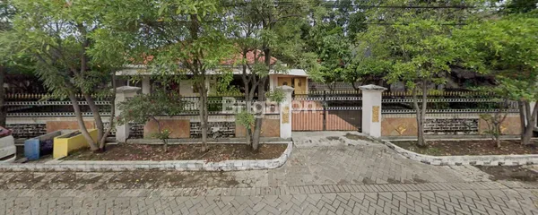 image RUMAH MOJOARUM HALAMAN LUAS, LINGKUNGAN AMAN DAN NYAMAN, ROW JALAN LEBAR BISA 3 MOBIL  (1)