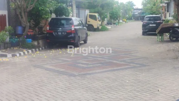 image RUMAH MODERN SIAP HUNI SAFIRA STONE SIDOARJO (4)