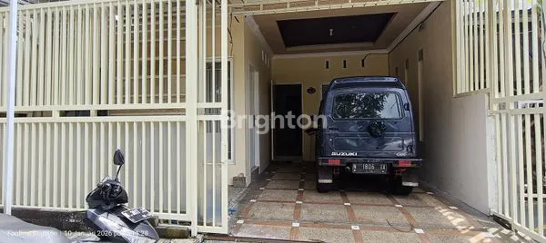 image RUMAH 2 LANTAI PINGGIR JALAN KEMBAR DALAM PERUMAHAN DI DESA PANDAN LANDUNG KEC WAGIR KAB MALANG (2)
