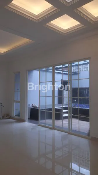 image RUMAH 2 LANTAI DI GREEN ORCHID SUHAT MALANG (2)