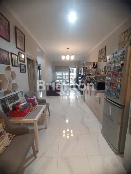 image RUMAH 1.5.LANTAI NIRWANA EKSEKUTIF RUNGKUT SURABAYA SIAP HUNI (2)