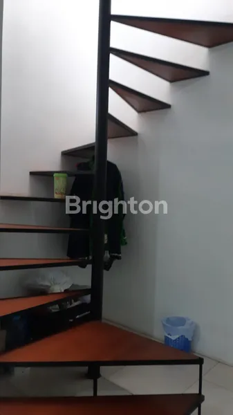 image RUMAH 2 LANTAI DI TUNJUNGSEKAR DEKAT KAMPUS MALANG (3)