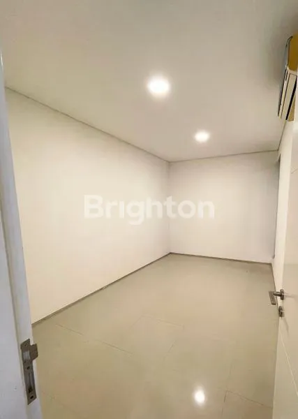 image RUMAH 2 LANTAI DI NORTHWEST HILL, SIAP HUNI (4)