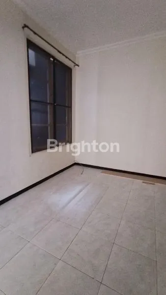 image RUMAH TERAWAT 2 LT DHARMAHUSADA MAS (7)