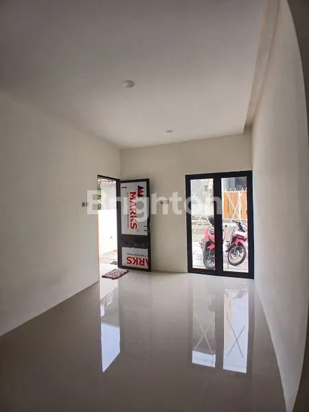 image JUAL RUMAH BARU SIAP HUNI 2 LANTAI  (2)