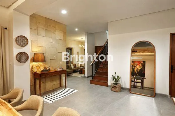 image VILLA MODERN 3 KAMAR DI JIMBARAN BALI – FULLY FURNISHED, LOKASI STRATEGIS (2)