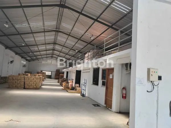 image GUDANG STRATEGIS DR WAHIDIN KEBOMAS (3)