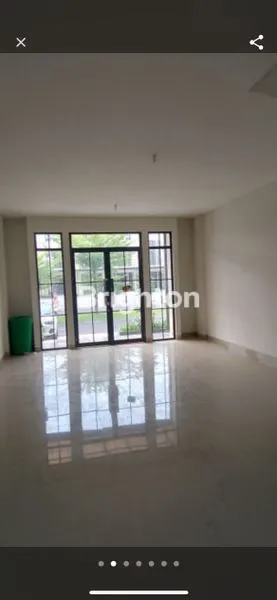 image RUKO WISATA BUKIT MAS LONDON  (2)