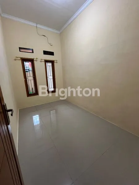 image RUMAH 2 LANTAI SIAP HUNI DI PORIS CIPONDOH, TANGERANG (6)