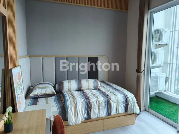 image APARTEMEN MEWAH GRAND SUNGKONO LAGOON TIPE PENTHOUSE 2 LANTAI 3+1 BR VIEW CITY FULL FURNISHED + ELEKTRONIK BARU GRESS (6)