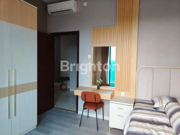 image APARTEMEN MEWAH GRAND SUNGKONO LAGOON TIPE PENTHOUSE 2 LANTAI 3+1 BR VIEW CITY FULL FURNISHED + ELEKTRONIK BARU GRESS (8)