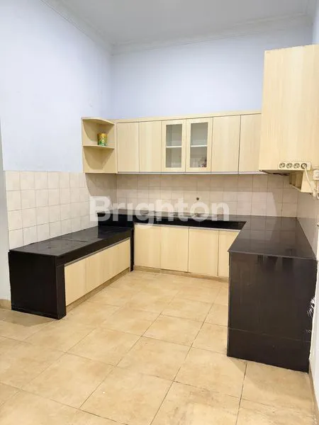 image RUMAH MEWAH CEMARA ASRI (5)