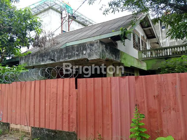 image TANAH + RUMAH DI JUAL CEPAT (1)