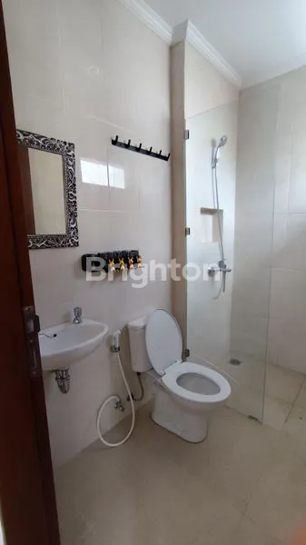 image RUMAH BARU STYLE VILLA  2 LANTAI\\NCLUSTER ONE GATE + SECURITY @ JIMBARAN (5)