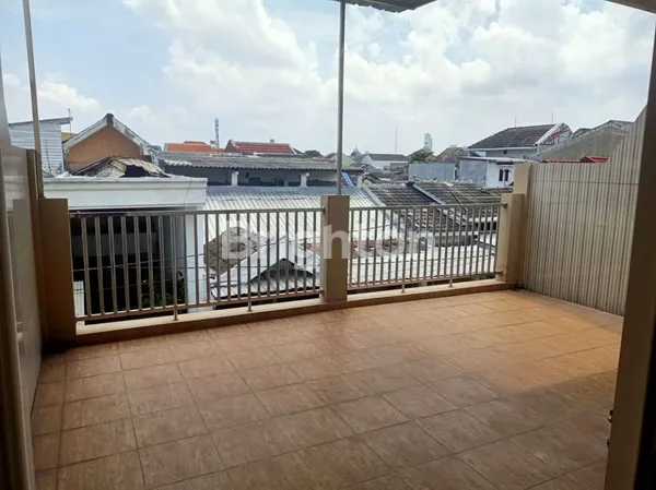 image  RUMAH BARU GRESS DARMO INDAH SELATAN (2)