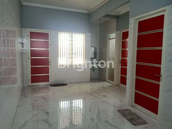 image RUMAH DI DARMO INDAH SELATAN (5)