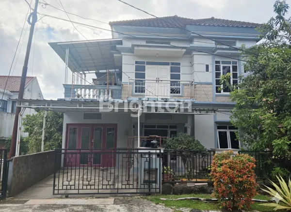 image RUMAH NYAMAN 2LT, TENGAH KOTA, LINGKUNGAN ASRI (1)