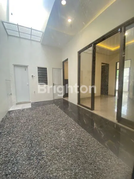 image RUMAH BARU MINIMALIS MEWAH DI CITRALAND UTAMA (8)