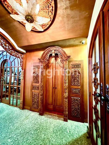 image RUMAH 3 LANTAI KEMANG JAKARTA SELATAN (3)