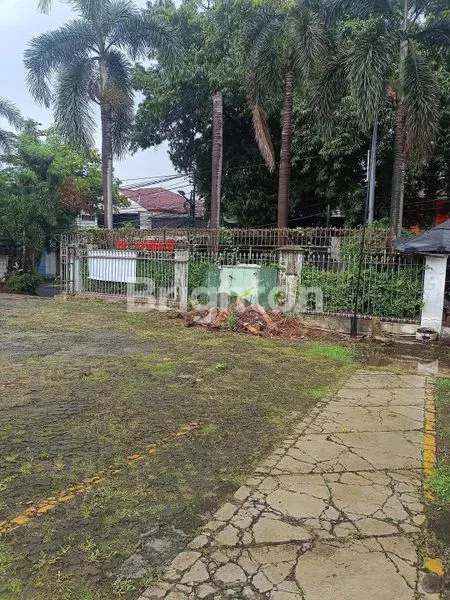 image RUMAH LUAS 1.200M² DI KEMANG TIMUR, COCOK UNTUK USAHA (1)