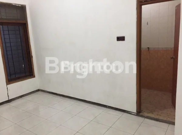 image RUMAH LUAS 207 HARGA 1M-AN AREA RUNGKUT BARATA, SURABAYA TIMUR (7)