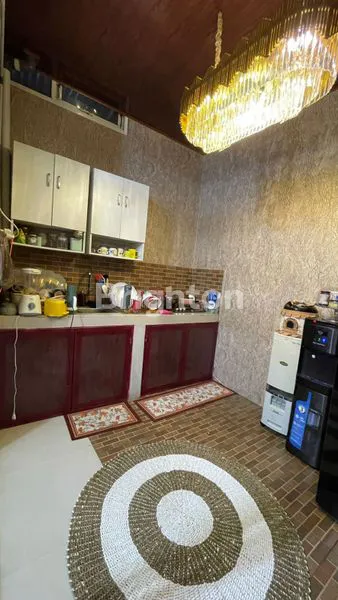 image RUMAH 2 LANTAI SIAP HUNI (7)