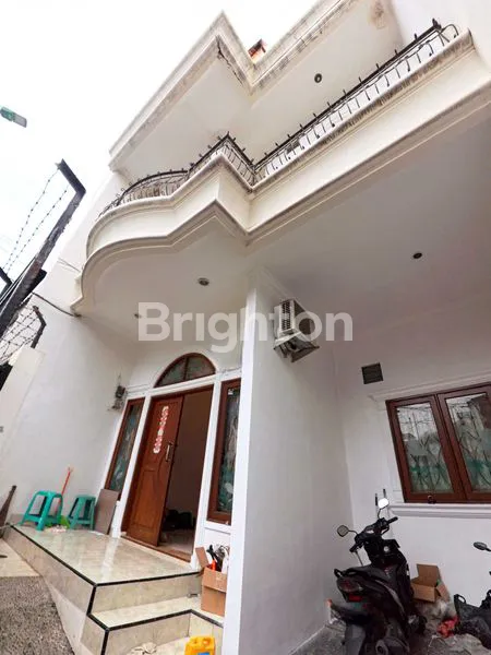image RUMAH 3 LT TANJUNG DUREN 7X11 ROW 1 MBL DEKAT CENTRAL PARK JAKARTA BARAT (2)