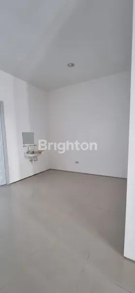 image [ DIJUAL ] RARE UNIT LEBAR 8M FLORENCE PAKUWON CITY — HANYA 5 MENIT JALAN KAKI KE MALL ! (4)