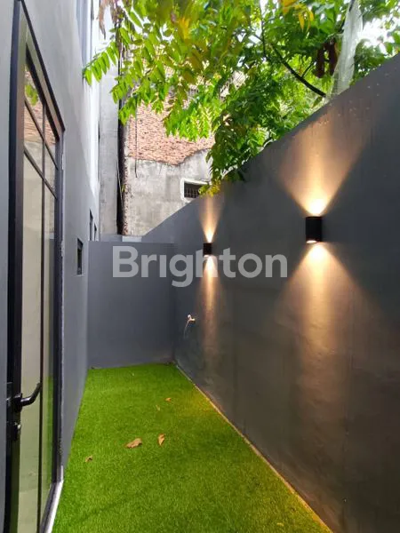 image RUKO PREMIUM BARU 3 LANTAI SIAP HUNI, HARGA 2.5M, JELAMBAR JAKARTA BARAT (8)