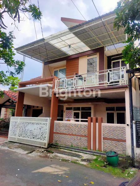 image HUNIAN STRATEGIS TAMAN SULFAT, 3 LANTAI SIAP HUNI (8)