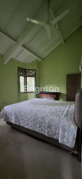 image RUMAH BESAR TANAH LUAS LOKASI STRATEGIS (7)