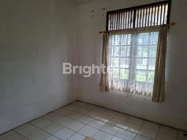 image RUMAH 671M2 DI BAMBU APUS, CIPAYUNG, SHM (7)