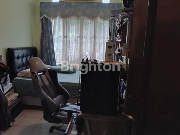 image RUMAH HOOK LUAS & NYAMAN DI GRAHA BINTARO – SIAP HUNI! (4)